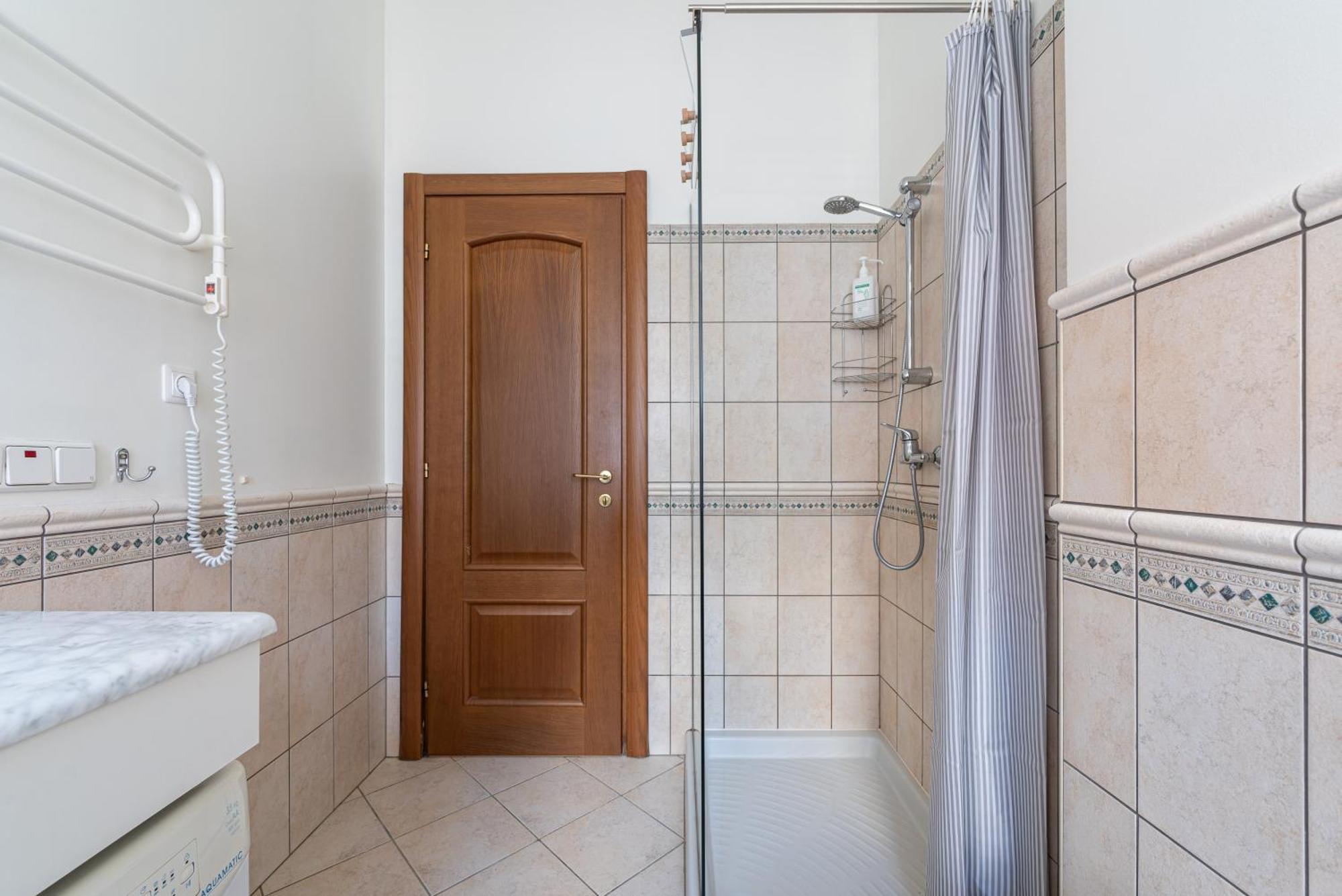 Apartamento Old Town - Hall Square Talin