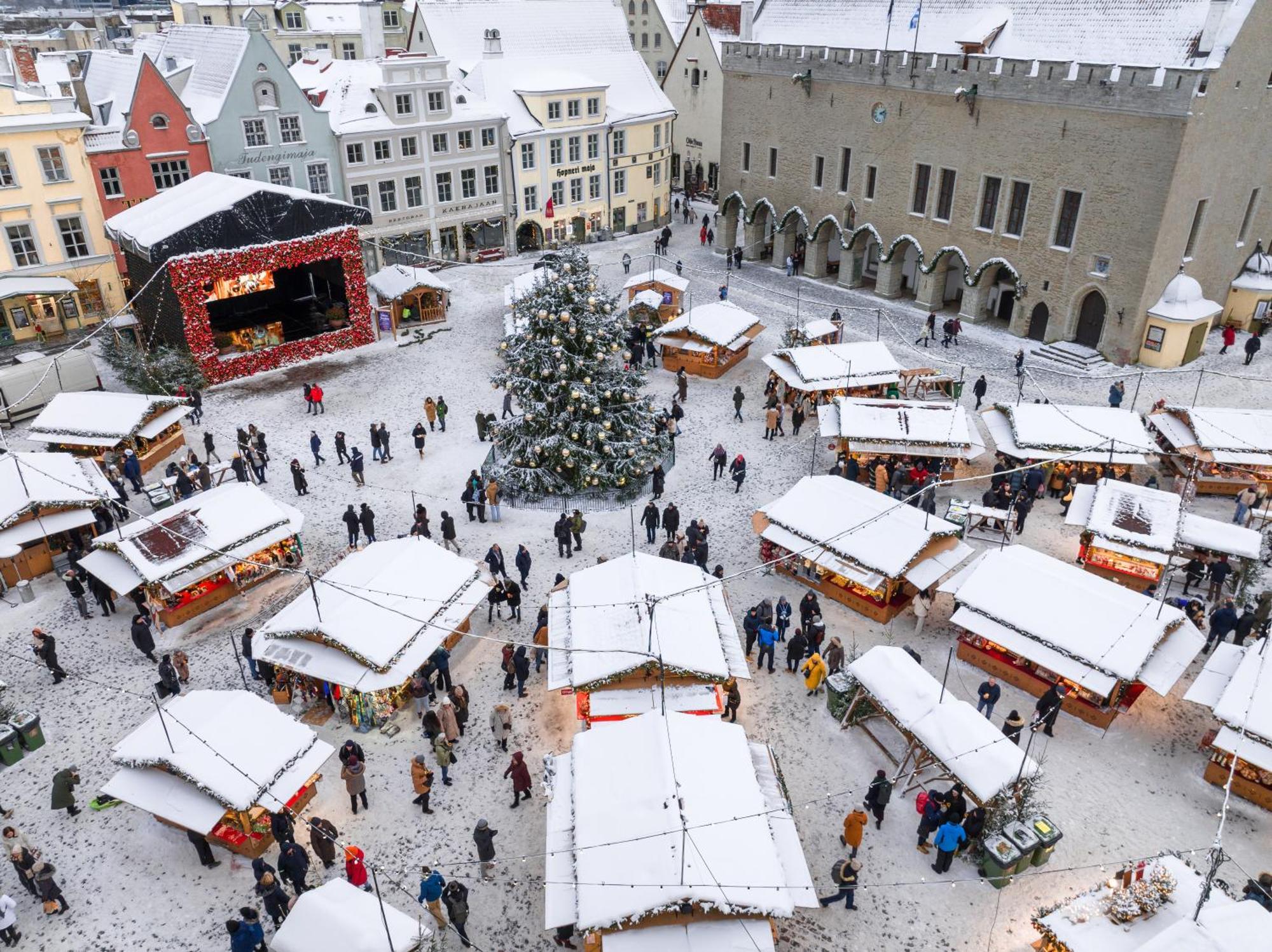 Old Town - Hall Square * Talin